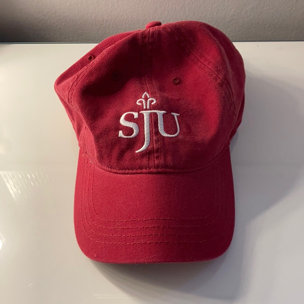 new SJU cap ❤️